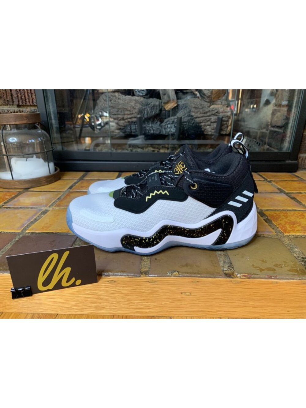 Mens 7.5 Adidas D.O.N. issue #3 GCA “White Gold” Athletic Basketball Sneakers GV